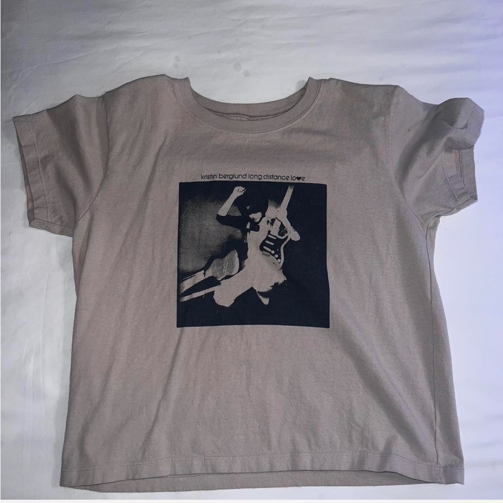 Brandy Melville graphic tee